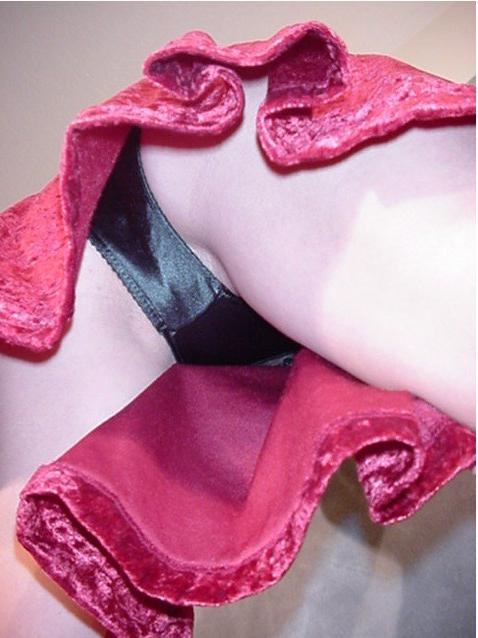 18P Various upskirt images