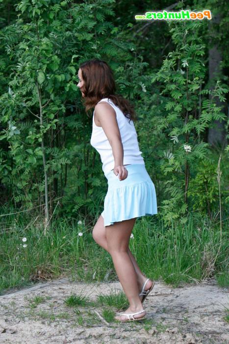 16P Clumsy teen steps into her own pee after tinkling
