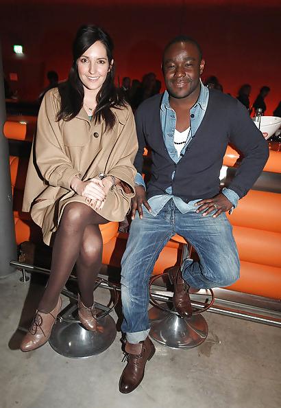 21P Johanna Klum legs+heels german tv girl