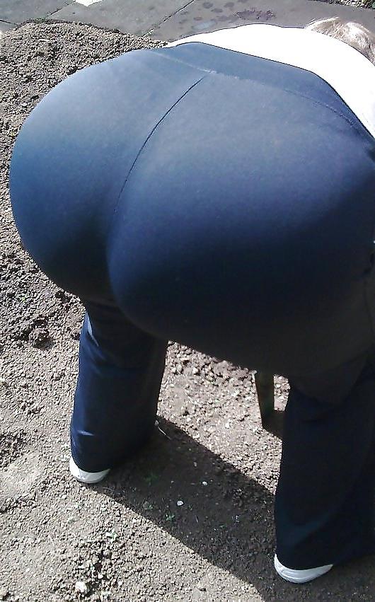 11P MOMIES ASS WIPE BOY'S FILTHY ARCHIVE