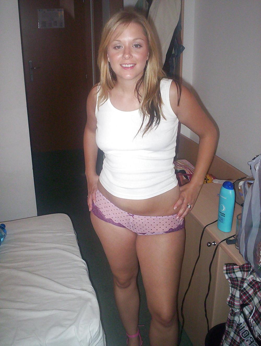 14P My friends English girlfiend on holiday