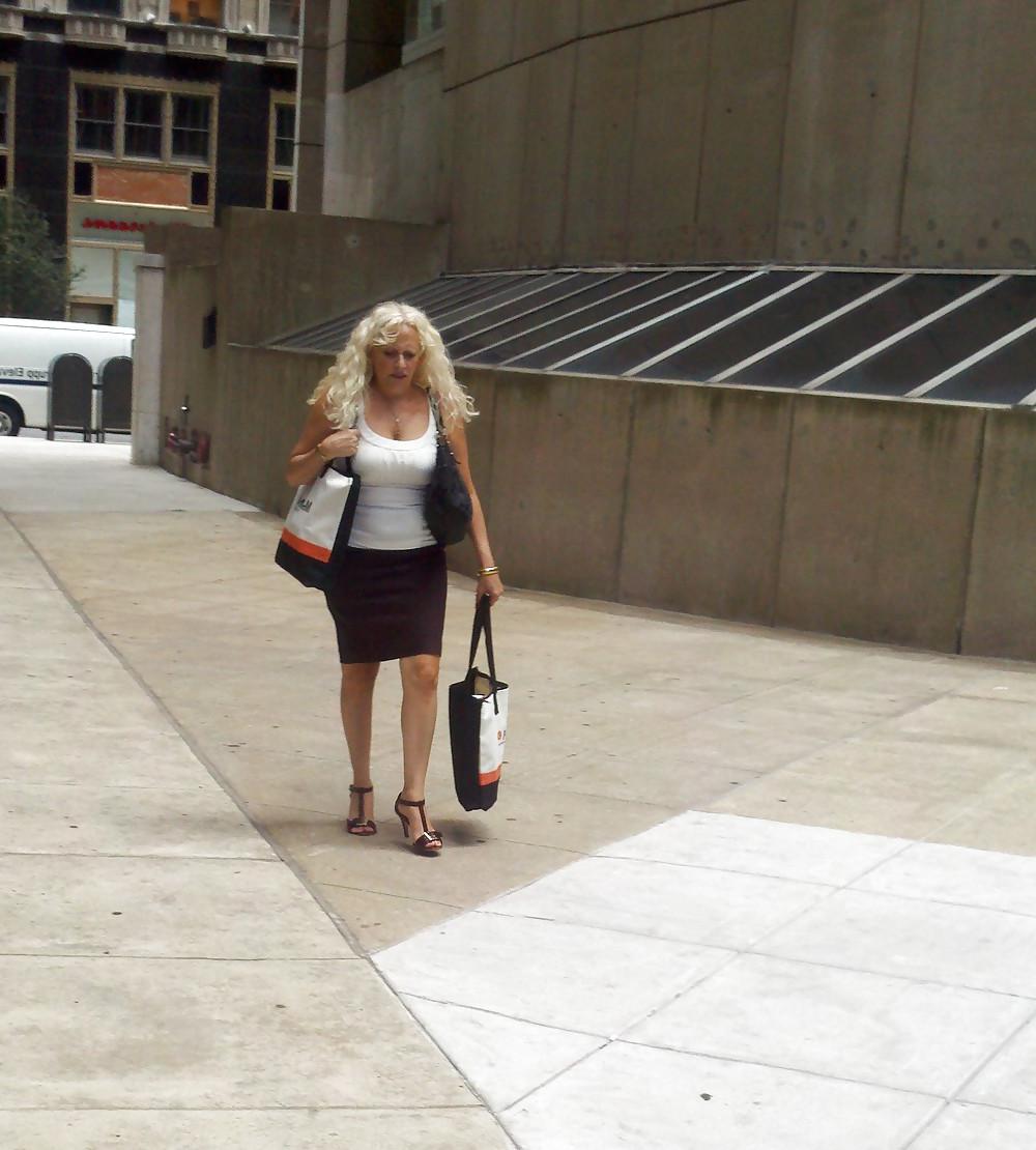 12P Philly Girls in the Street 2