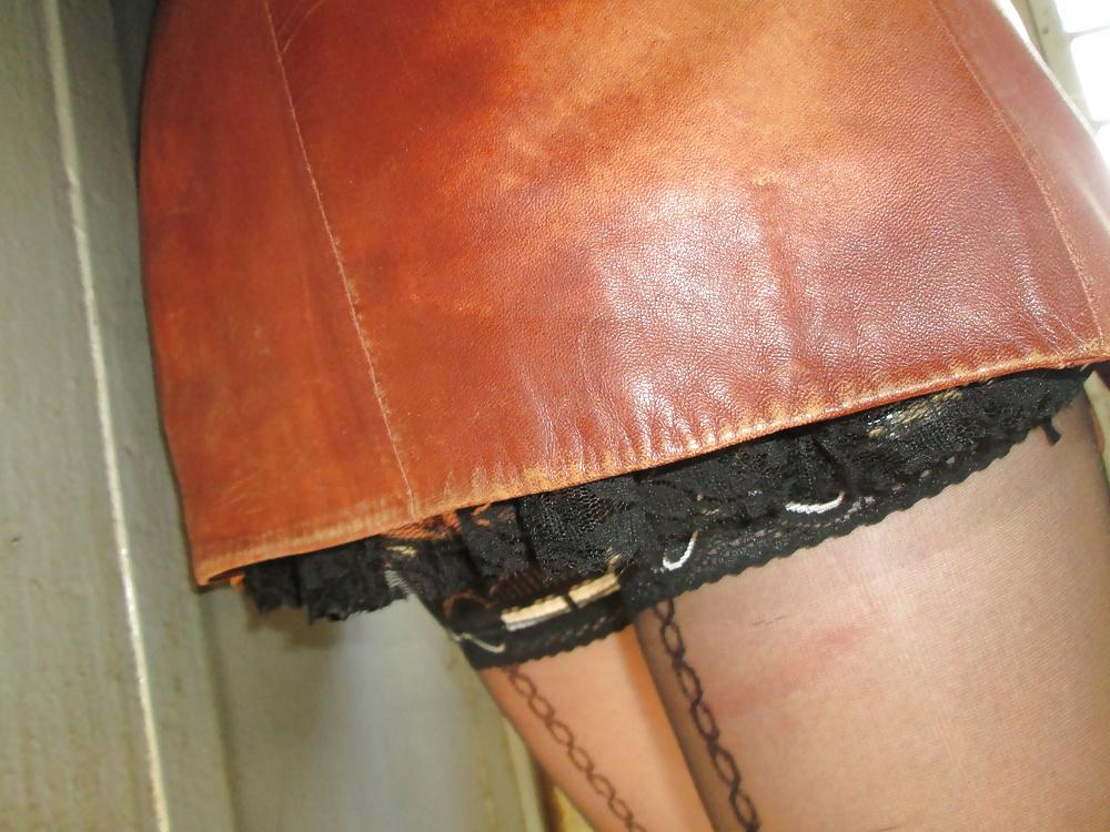 25P Stockings Upskirt