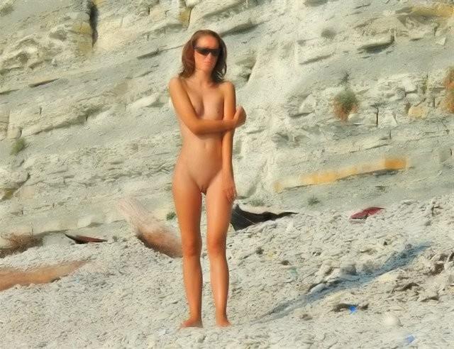 12P Nudisten haben Spaß am Strand
