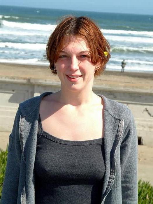 16P College Chick Flashing Tits n Twat for Tuition Fees