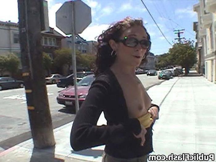 16P Nicolette Flashes Her Own Neighbors Out On the Street