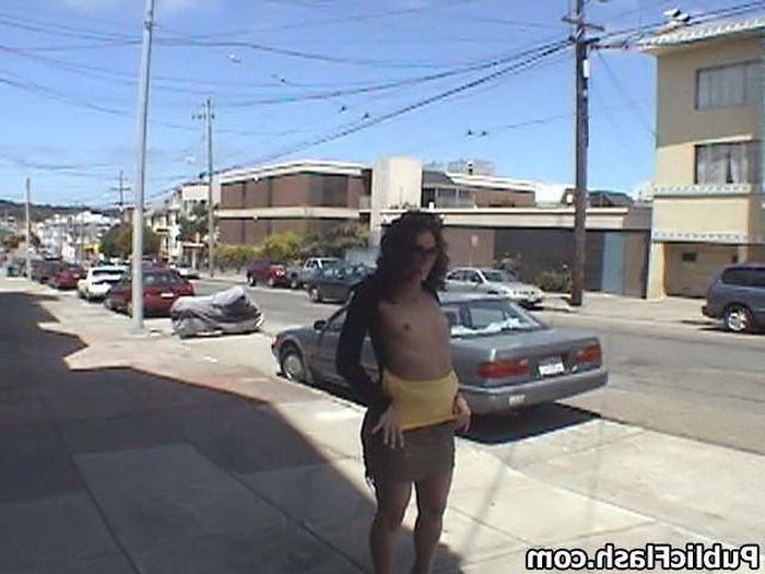 16P Nicolette Flashes Her Own Neighbors Out On the Street