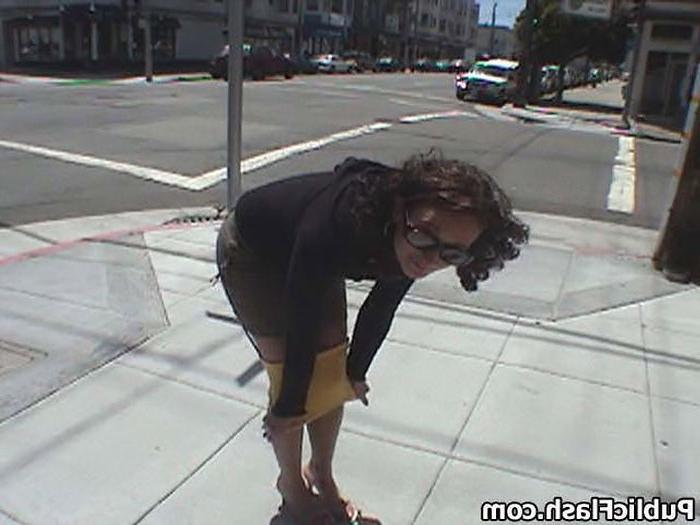 16P Nicolette Flashes Her Own Neighbors Out On the Street