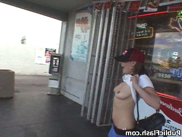 16P Newbee Flashes Corner Store Patrons in Parking Lot