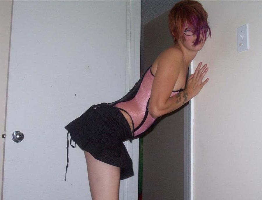 12P Emo darling with red hair posing