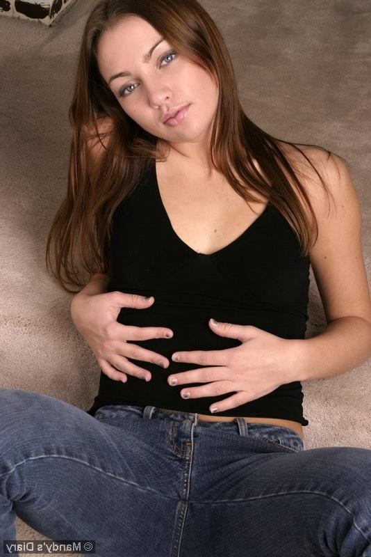 20P Sexy fresh teenie Mandy shows her nice ass and pink pussy