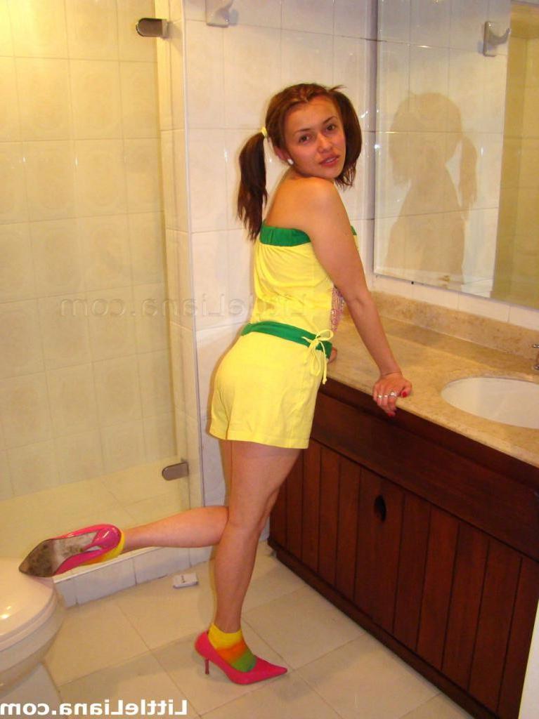 16P Pigtail teen babe with friend having fun together