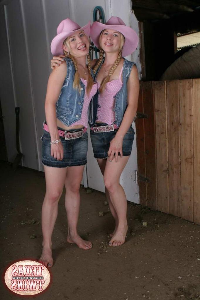 16P Gorgeous pigtail blonde teenager twin sisters