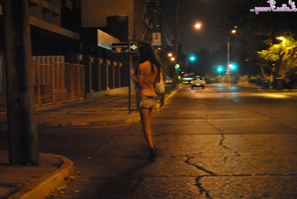 12P Nikki posing as a street prostitute