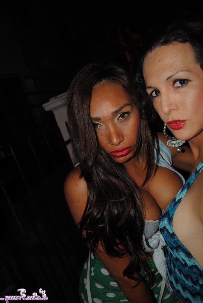 12P Dirty Nicole Montero posing with a street tranny