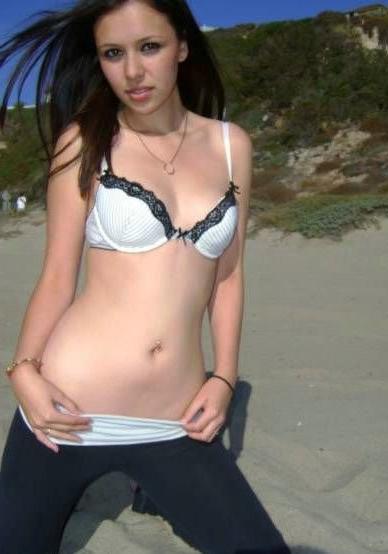 12P Amateur Chicks