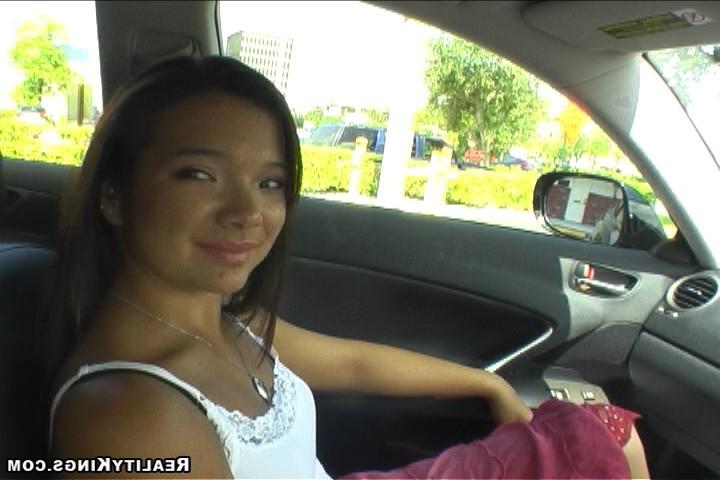 12P 12 pics and 1 movie of Hara from Street Blowjobs