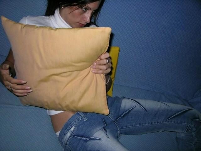 8P Amateur sweetie poses in different sexual lingerie