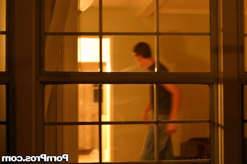 16P a wife have sex with a stranger