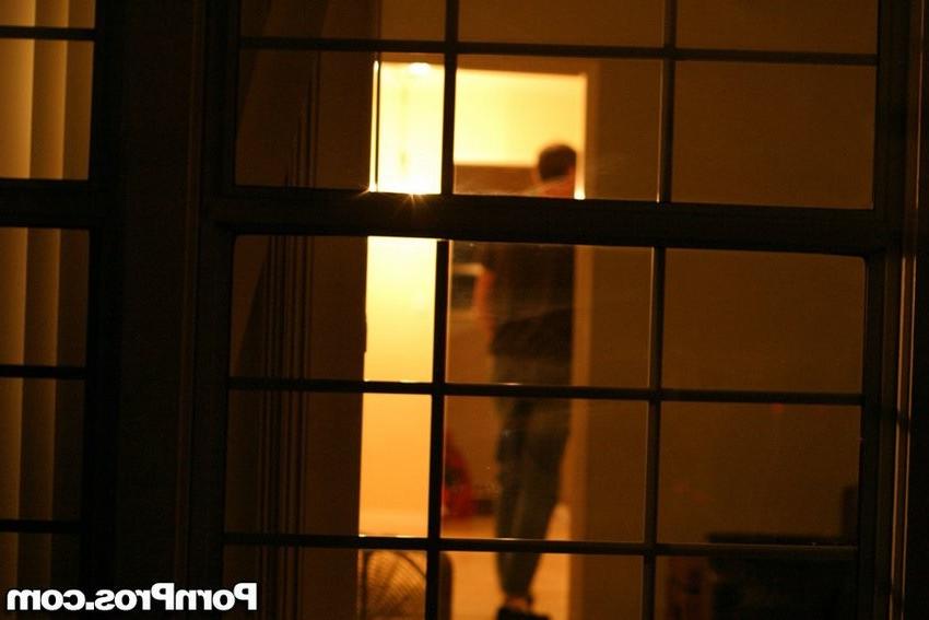16P a wife have sex with a stranger