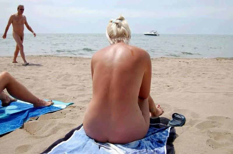 12P Nude nudists relaxing on the beach
