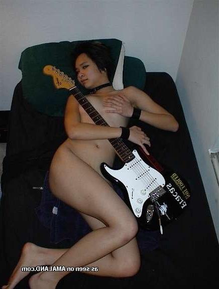 15P Alternative amateur teenie girlfriends teasing in homemade pics