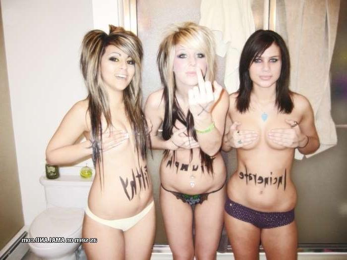 15P Alternative amateur teenie girlfriends teasing in homemade pics