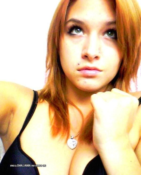 15P Selfshot topless emo teen gfs in the mirror