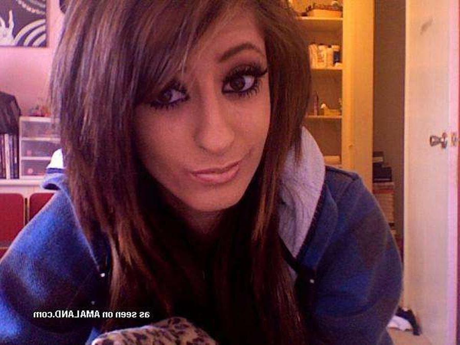 15P Lovely emo rocker teens teasing in panties