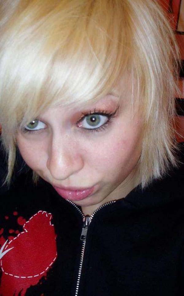 15P Lovely emo rocker teens teasing in panties