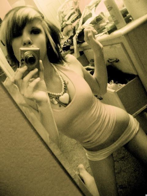 15P Tight selfshot emo teen gfs in their panties