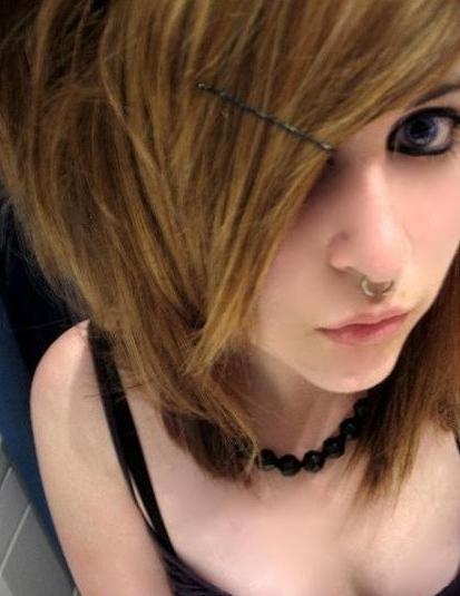 15P Selfshot tattooed emo gfs teasing in panties