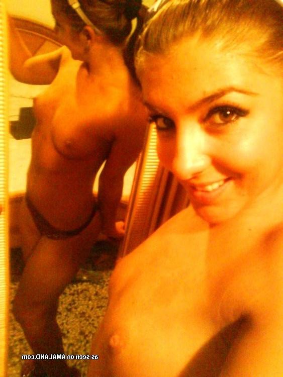 15P Real eighteen year old girlfriends pose and fuck in homemade pix