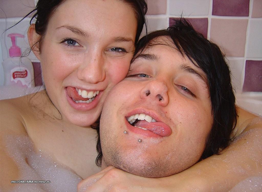15P Alternative teen GFs with tattoos and piercings in homemade pix