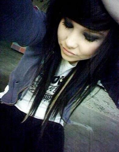 15P Horny selfshot emo teens teasing in panties