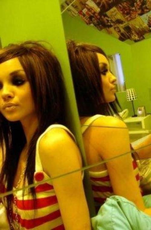 15P Selfshot emo teen girlfriends in panty shots