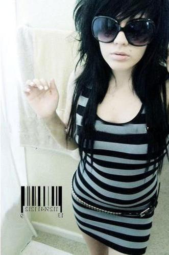15P Self shot emo teen girlfriends in panties