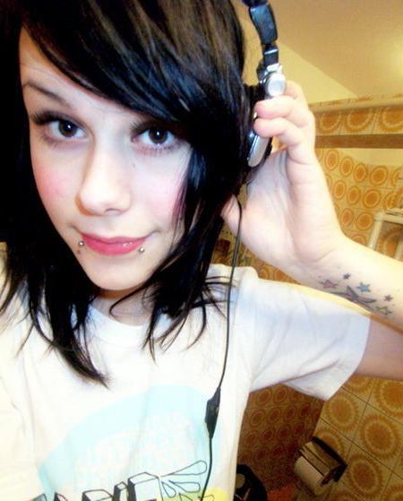 15P Teen emo girlfriends teasing in their panties