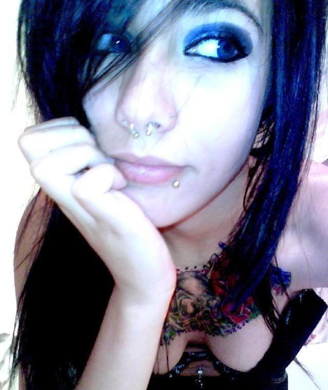 15P Pierced rocker emo teen girlfriends teasing