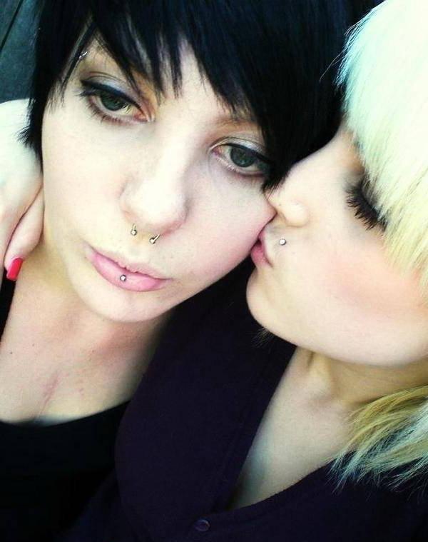 15P Pierced rocker emo teen girlfriends teasing