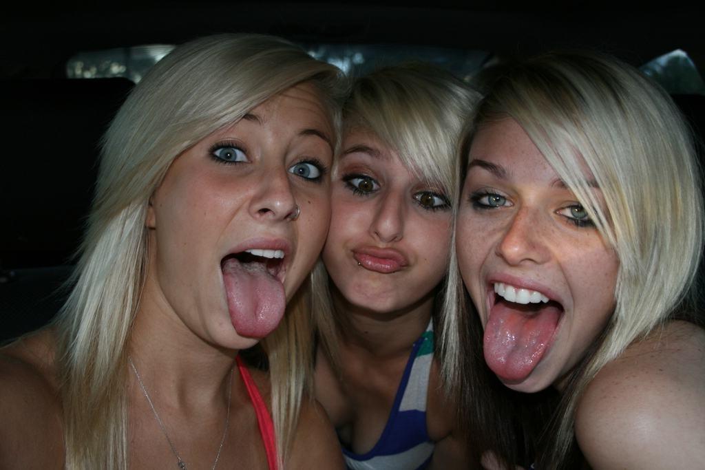 15P Hip amateur emo teen girlfriends in homemade pix