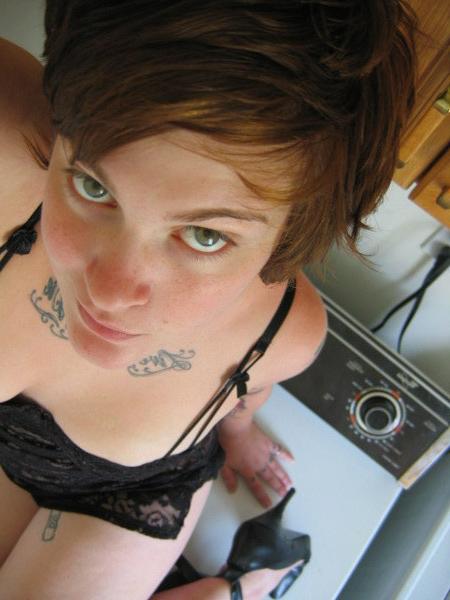 15P Pierced amateur alternative emo teenie girlfriends