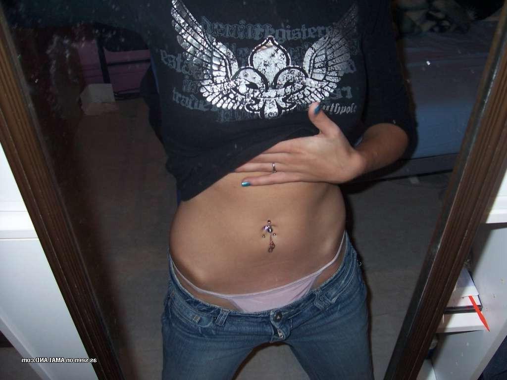 15P Homemade pix of pierced and tattooed alternative emo teen GFs