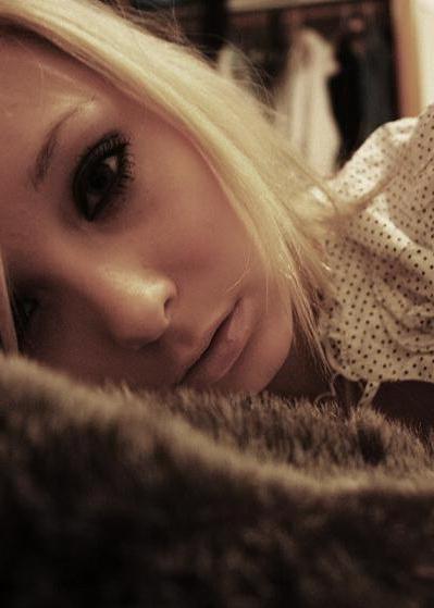 15P Tattooed emo teen girlfriends in panties