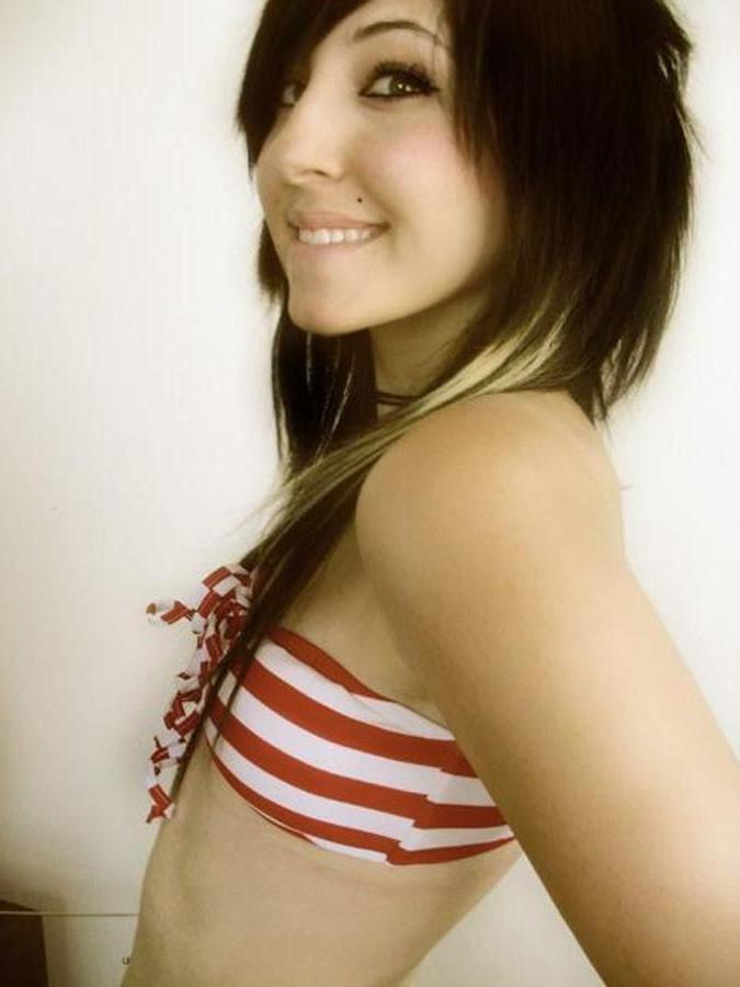 15P Tattooed emo teen girlfriends in panties