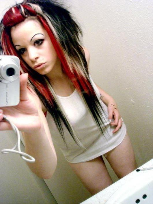 15P Tattooed emo teen girlfriends in panties