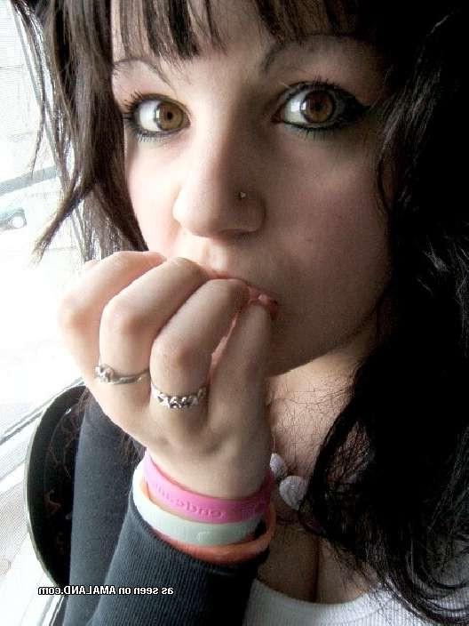 15P Tattooed and pierced amateur alternative emo teen girlfriends