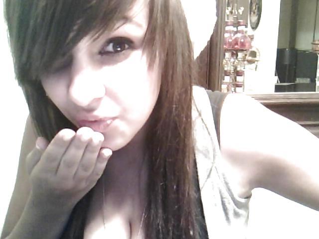 25P HOT EMO IV
