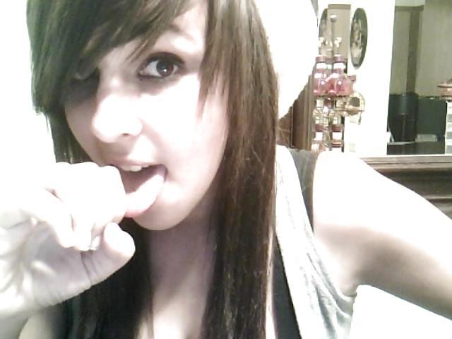 25P HOT EMO IV