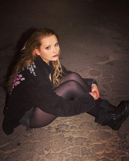 25P Abigail Breslin Erotic